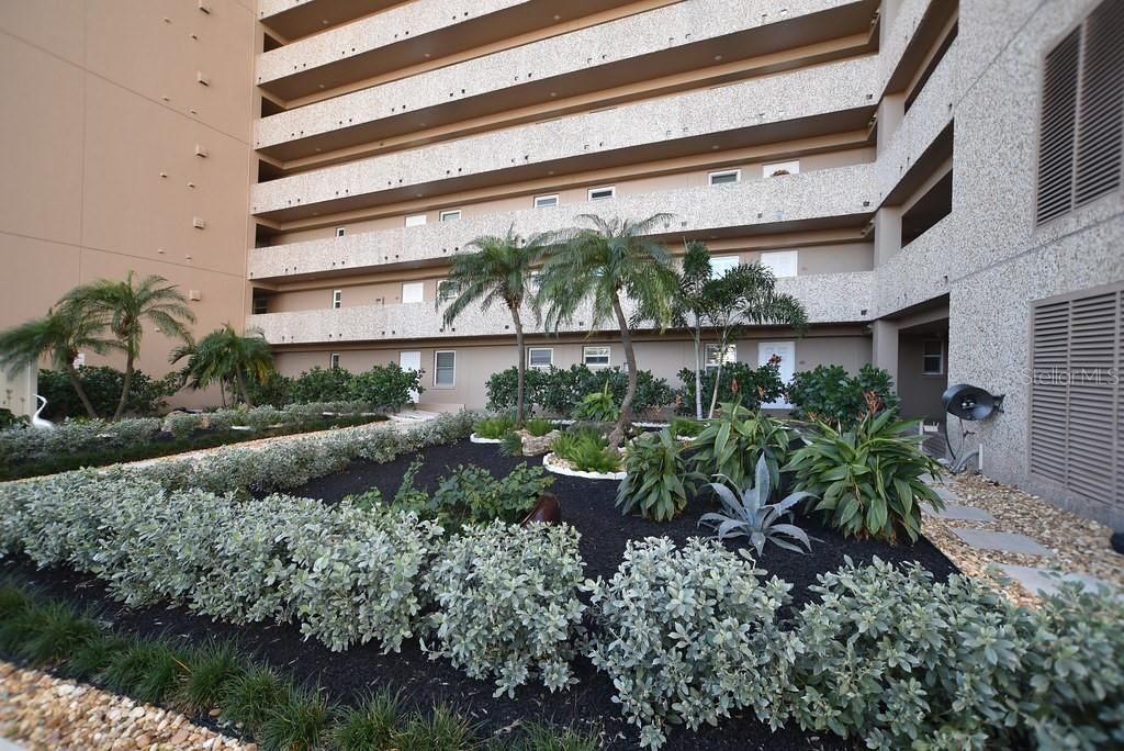 5200 Brittany Drive S, Unit 606, Saint Petersburg, FL 33715 Photo