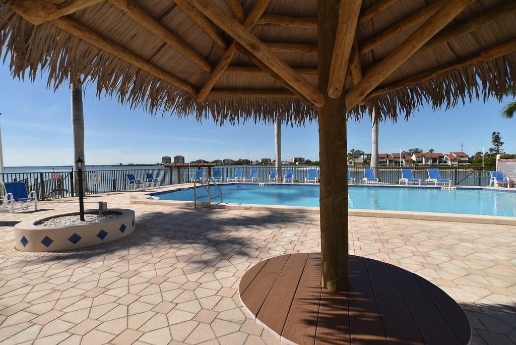 5200 Brittany Drive S, Unit 606, Saint Petersburg, FL 33715 Photo