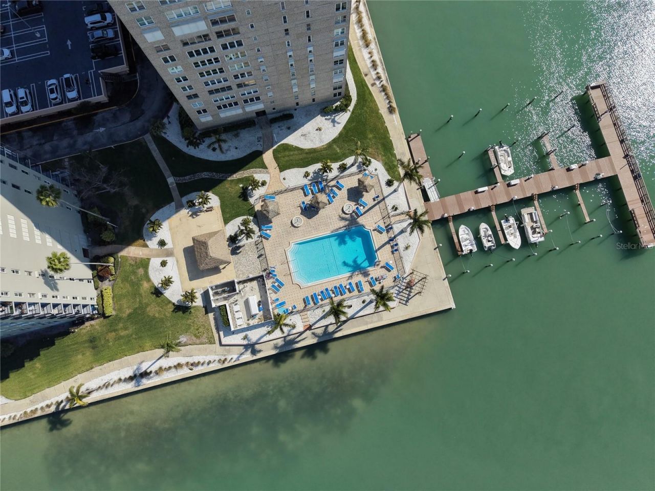 5200 Brittany Drive S, Unit 606, Saint Petersburg, FL 33715 Photo