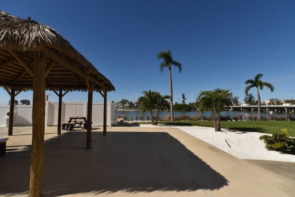 5200 Brittany Drive S, Unit 606, Saint Petersburg, FL 33715 Photo