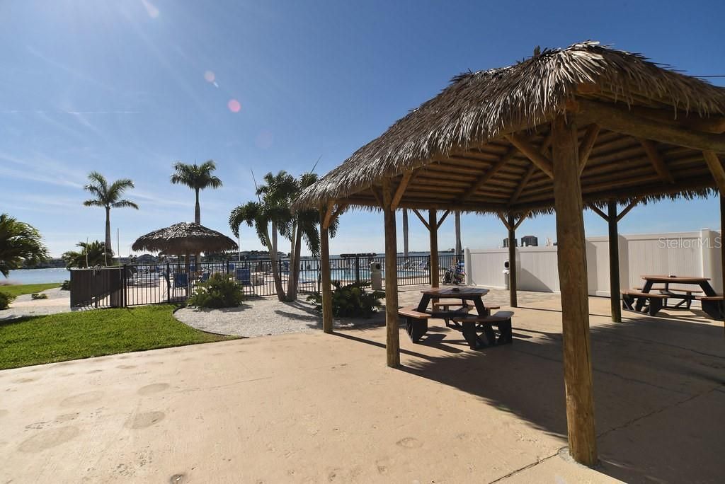 5200 Brittany Drive S, Unit 606, Saint Petersburg, FL 33715 Photo