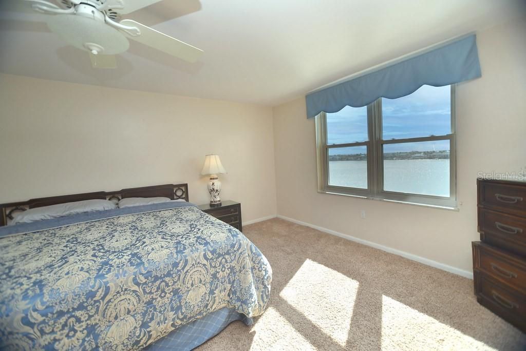 5200 Brittany Drive S, Unit 606, Saint Petersburg, FL 33715 Photo