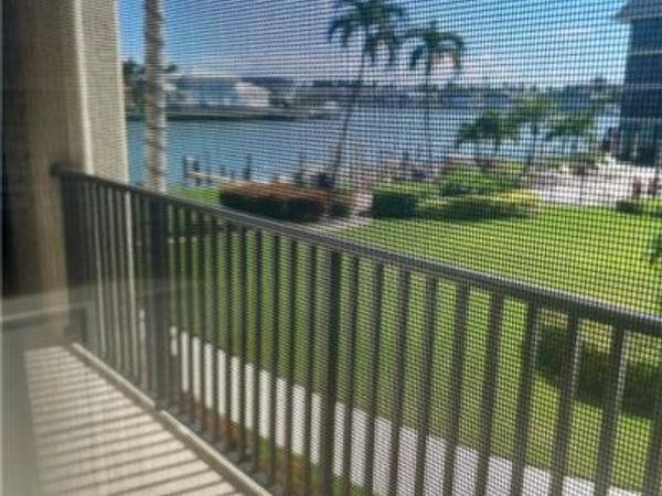 3200 Gulf Shore Blvd N, Unit 204, NAPLES, FL 34103