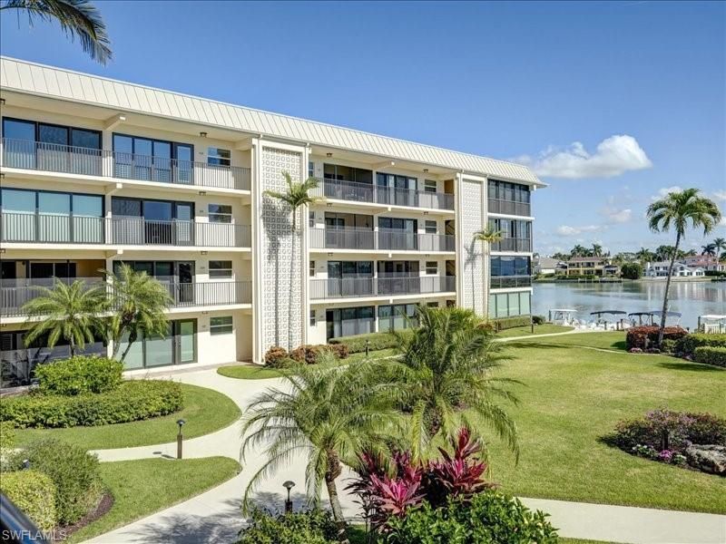 3200 Gulf Shore Blvd N, Unit 204, Naples, FL 34103 Photo