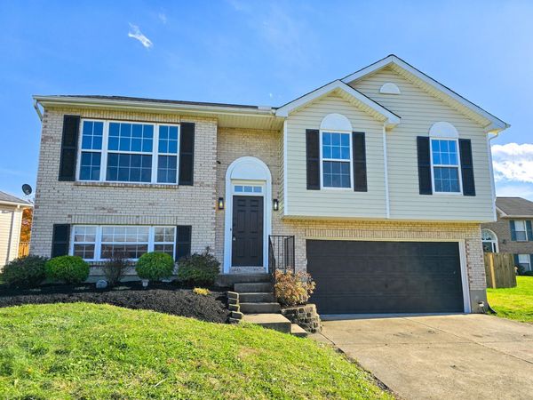 2513 Northern Dancer Court, Burlington, KY 41005