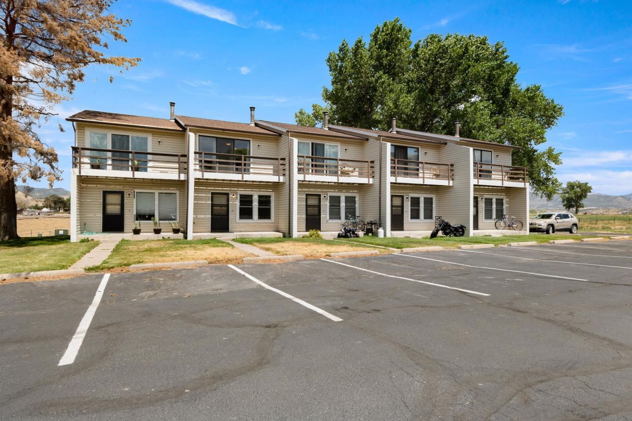 1008 Wamsley Way, Rifle, CO 81650 Main Photo