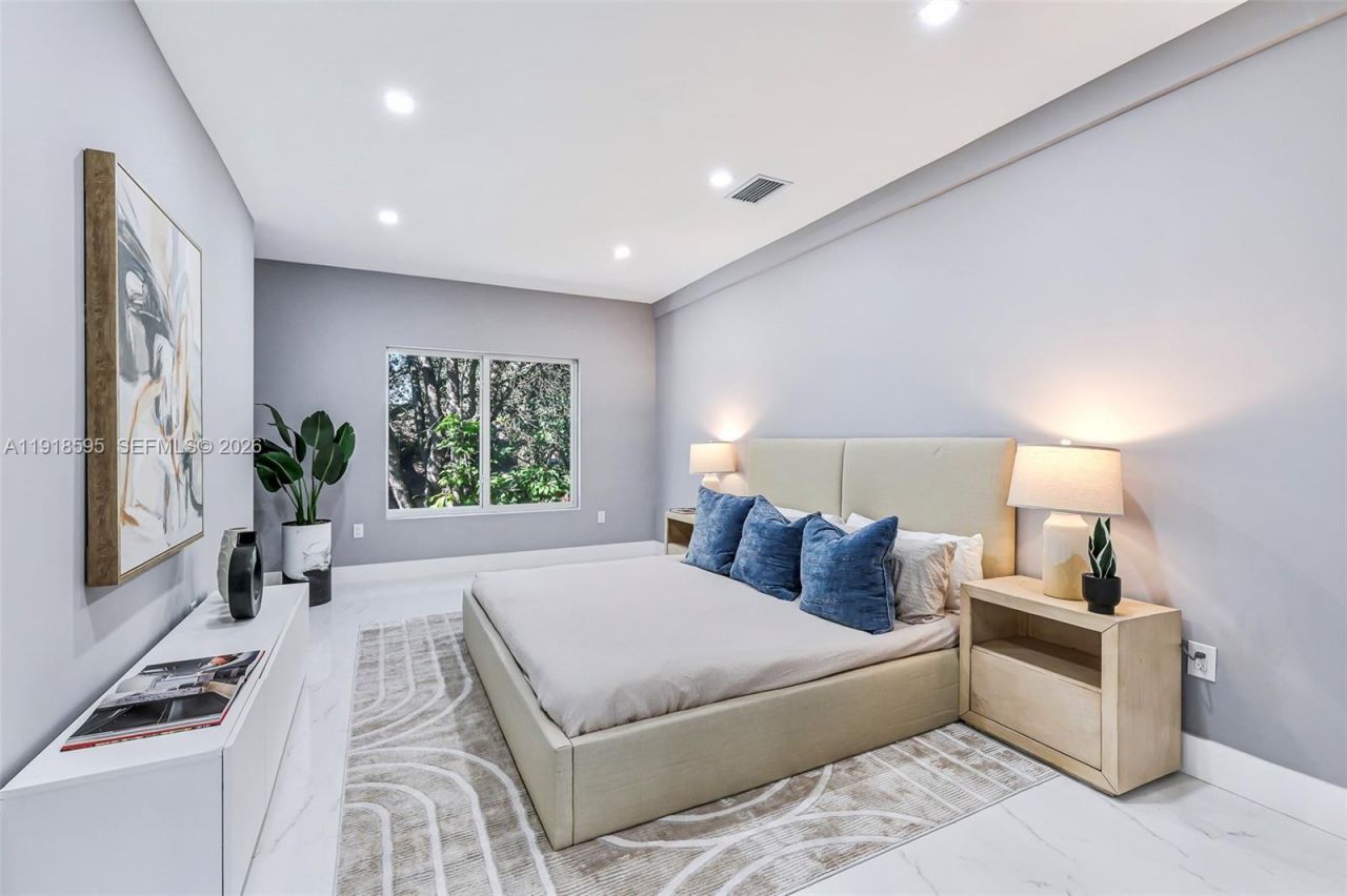 6884 NW 30 Ave, Fort Lauderdale, FL 33309 Photo