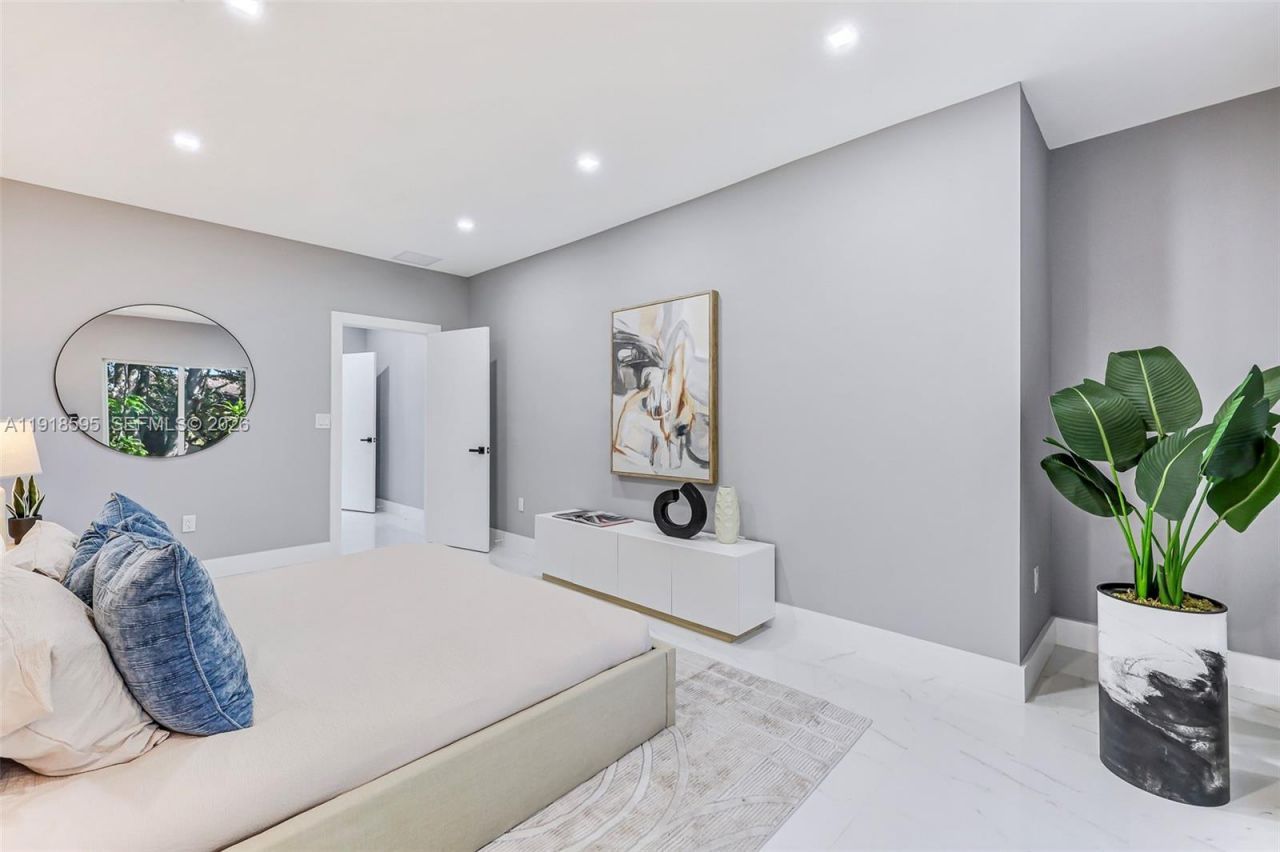 6884 NW 30 Ave, Fort Lauderdale, FL 33309 Photo