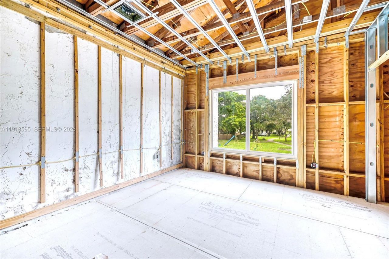 6884 NW 30 Ave, Fort Lauderdale, FL 33309 Photo