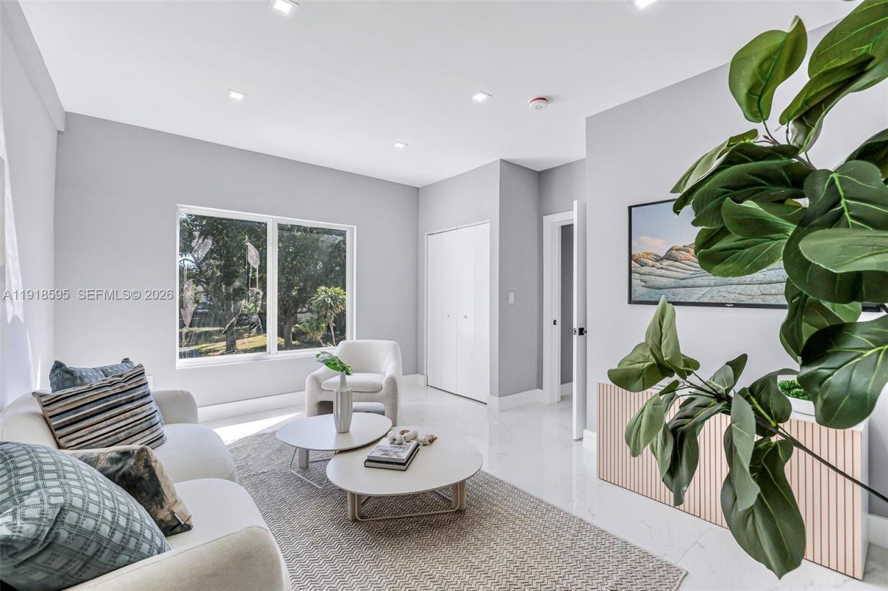 6884 NW 30 Ave, Fort Lauderdale, FL 33309 Photo