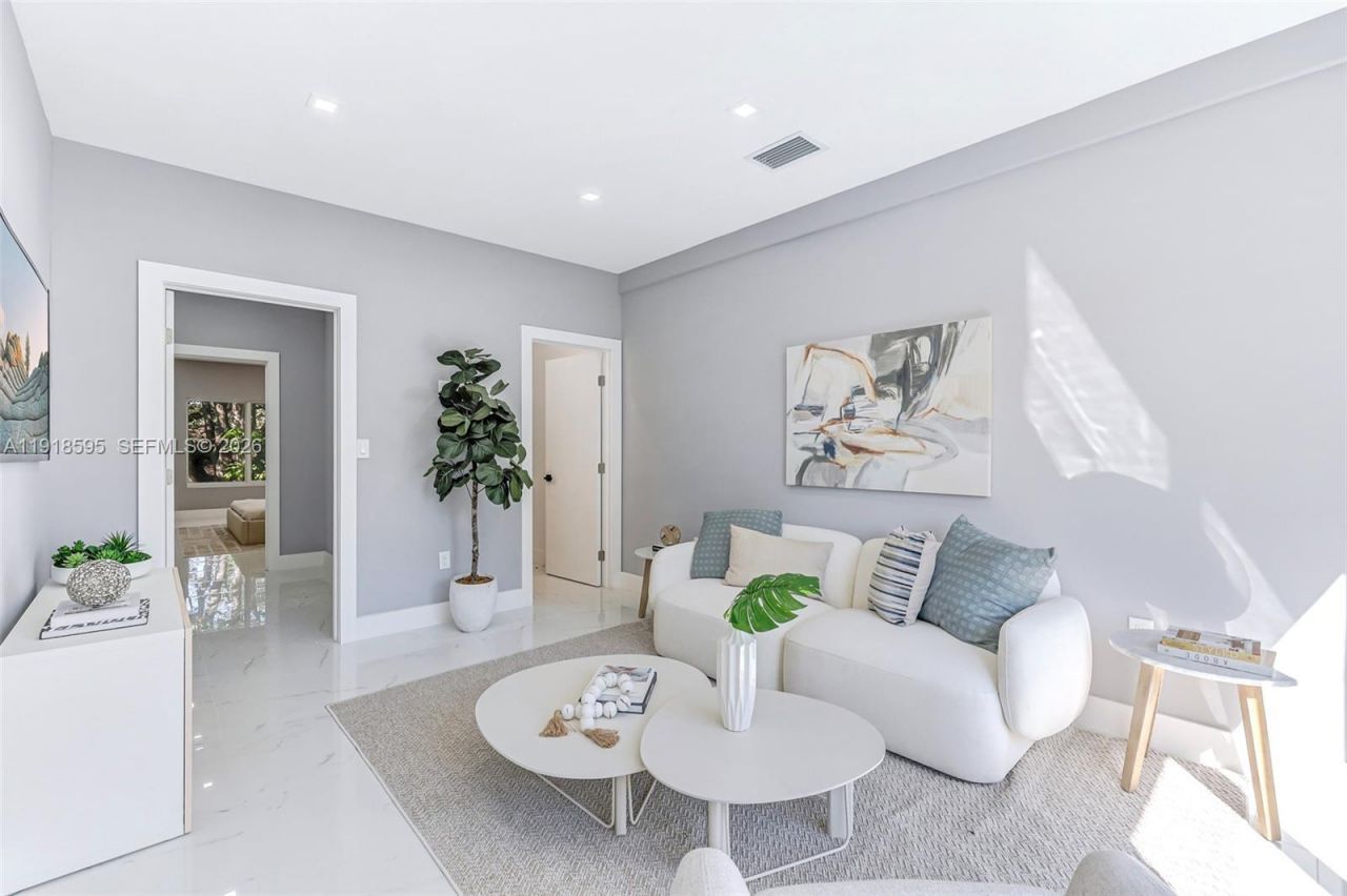 6884 NW 30 Ave, Fort Lauderdale, FL 33309 Photo