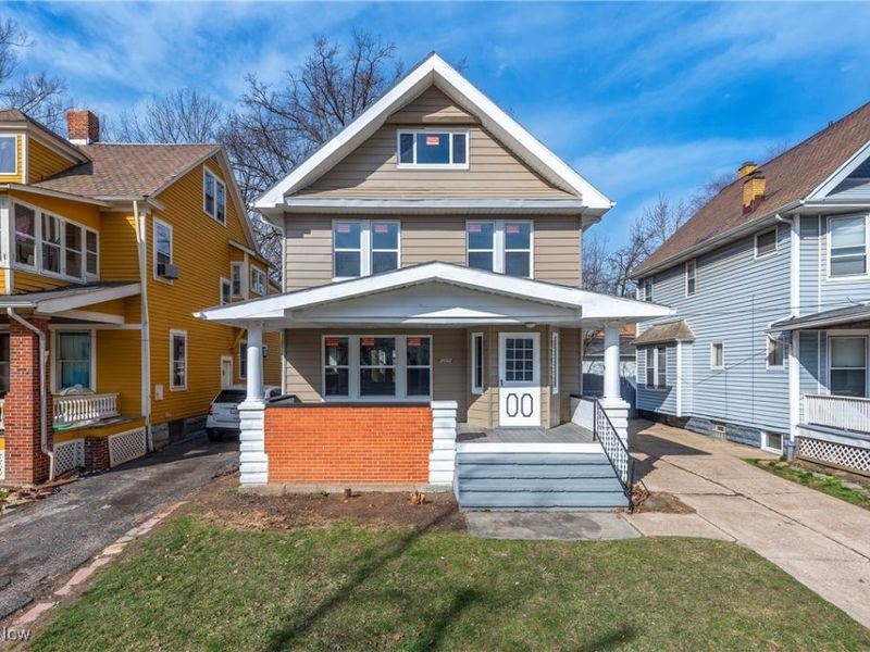 2092 W 101st Street, Cleveland, OH 44102 Photo 1