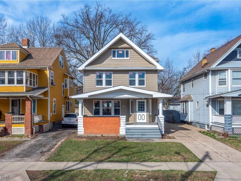 2092 W 101st Street, Cleveland, OH 44102 Photo 2