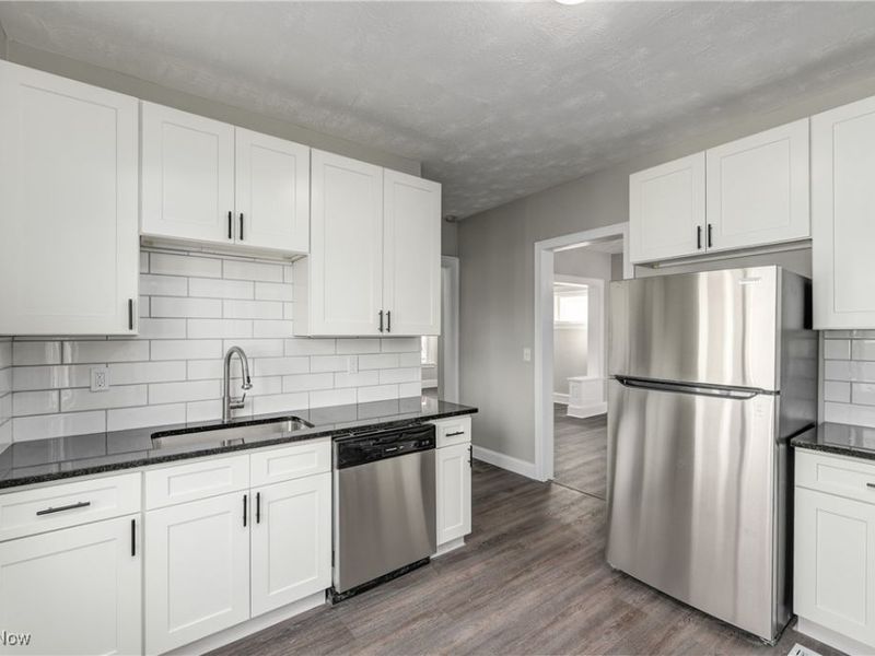 2092 W 101st Street, Cleveland, OH 44102 Photo 22