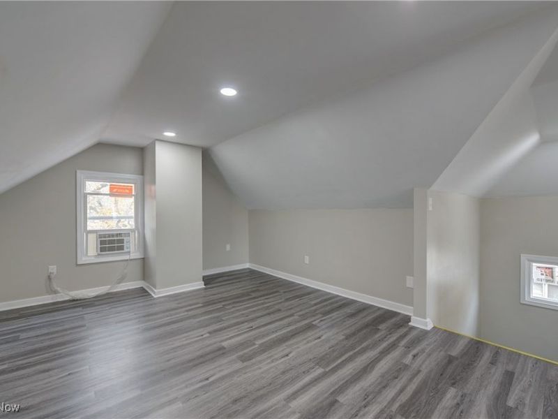 2092 W 101st Street, Cleveland, OH 44102 Photo 38