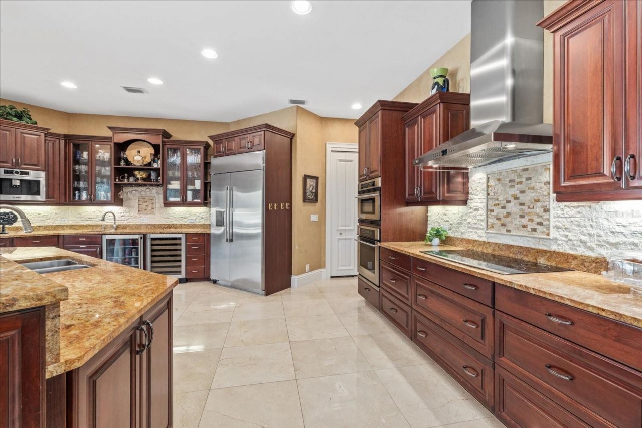 3550 Sarasota Golf Club Boulevard, Sarasota, FL 34240 Photo