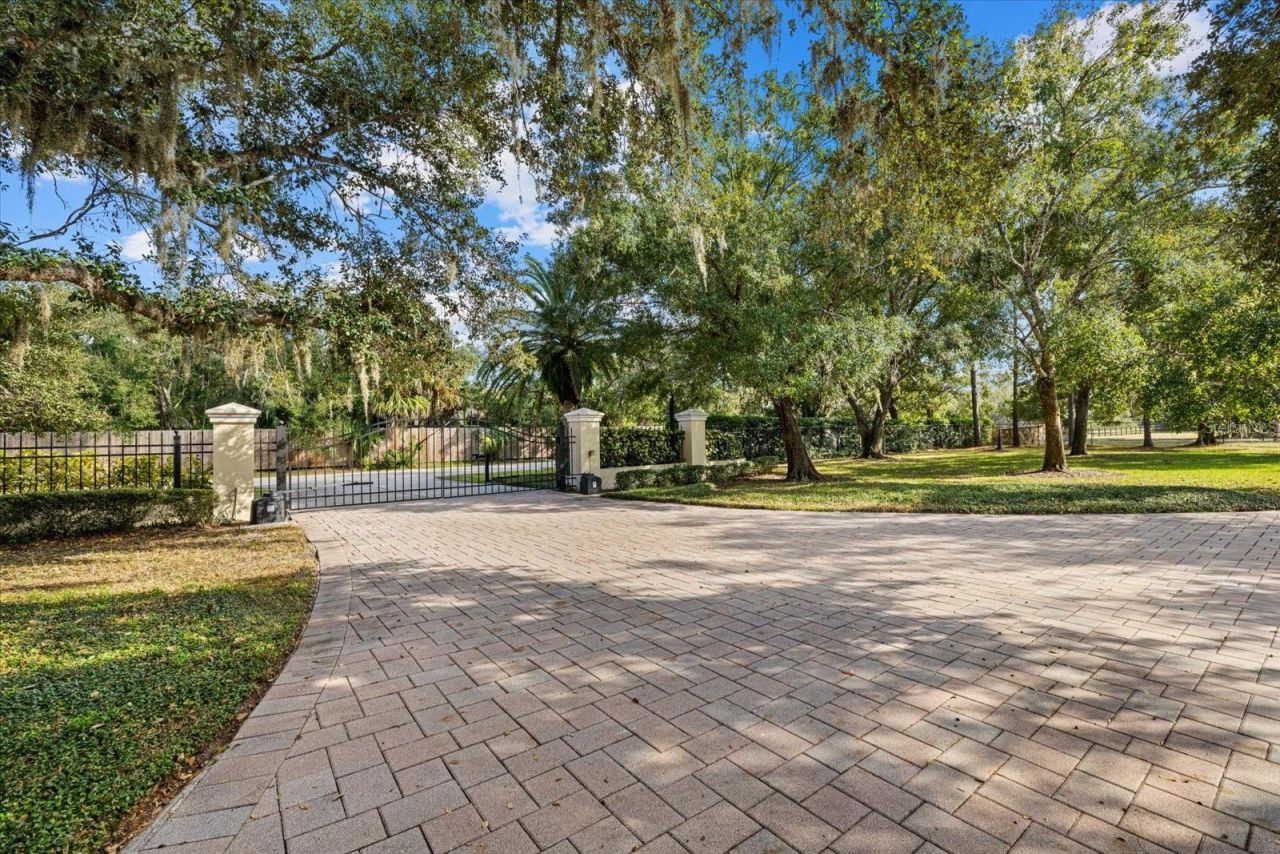 3550 Sarasota Golf Club Boulevard, Sarasota, FL 34240 Photo