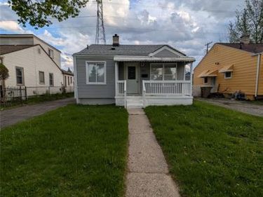 305 South Boulevard W, Pontiac, MI 48341