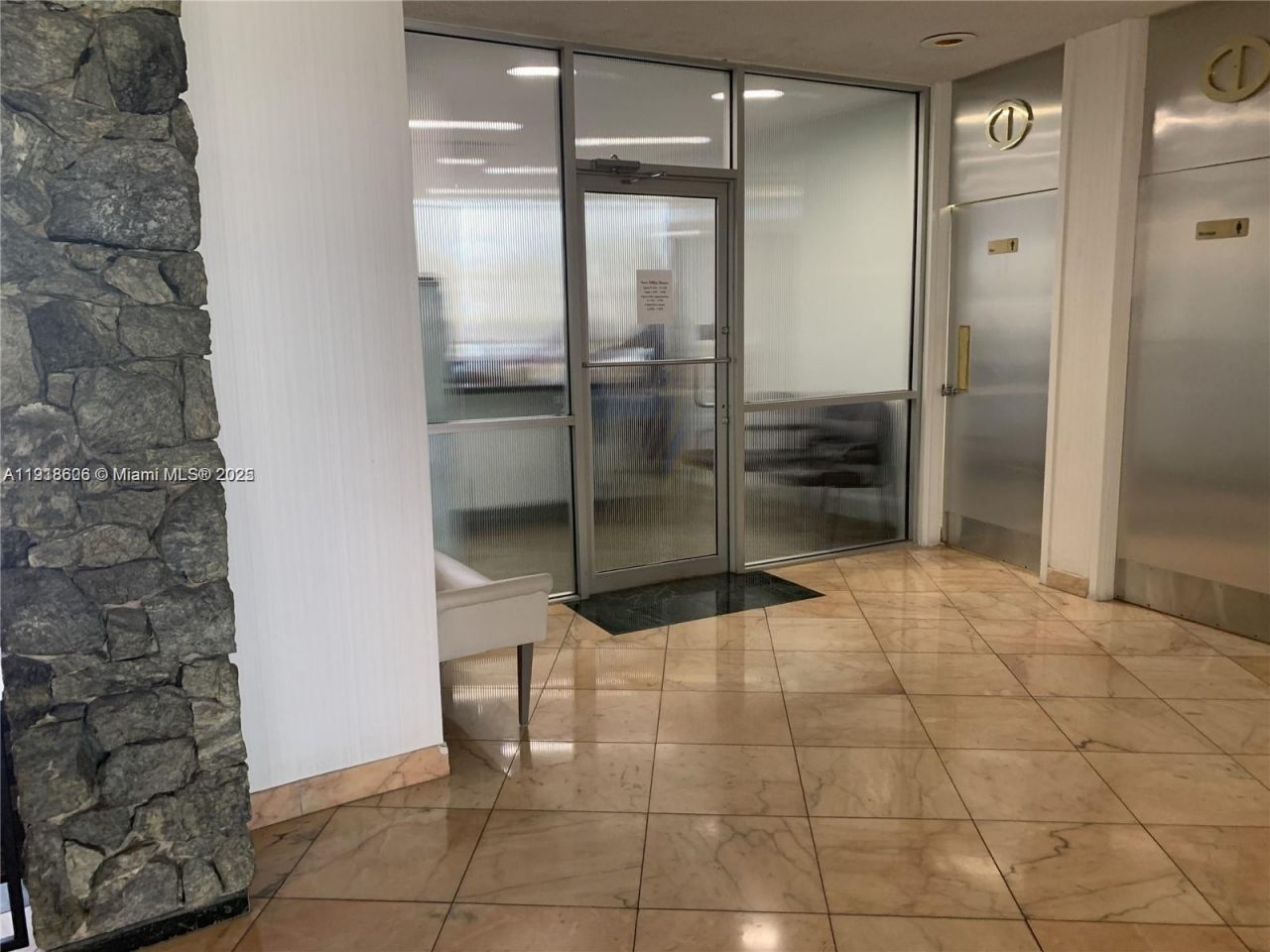 900 Bay Dr, Unit 211, Miami Beach, FL 33141 Photo