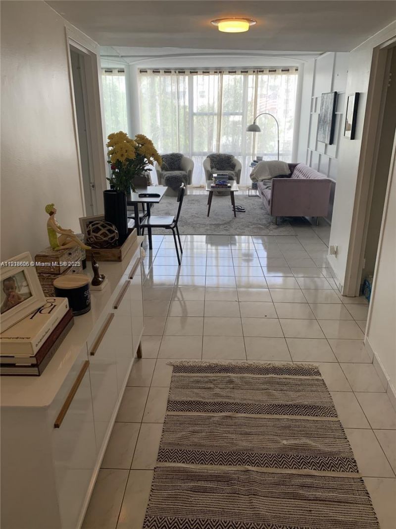 900 Bay Dr, Unit 211, Miami Beach, FL 33141 Photo