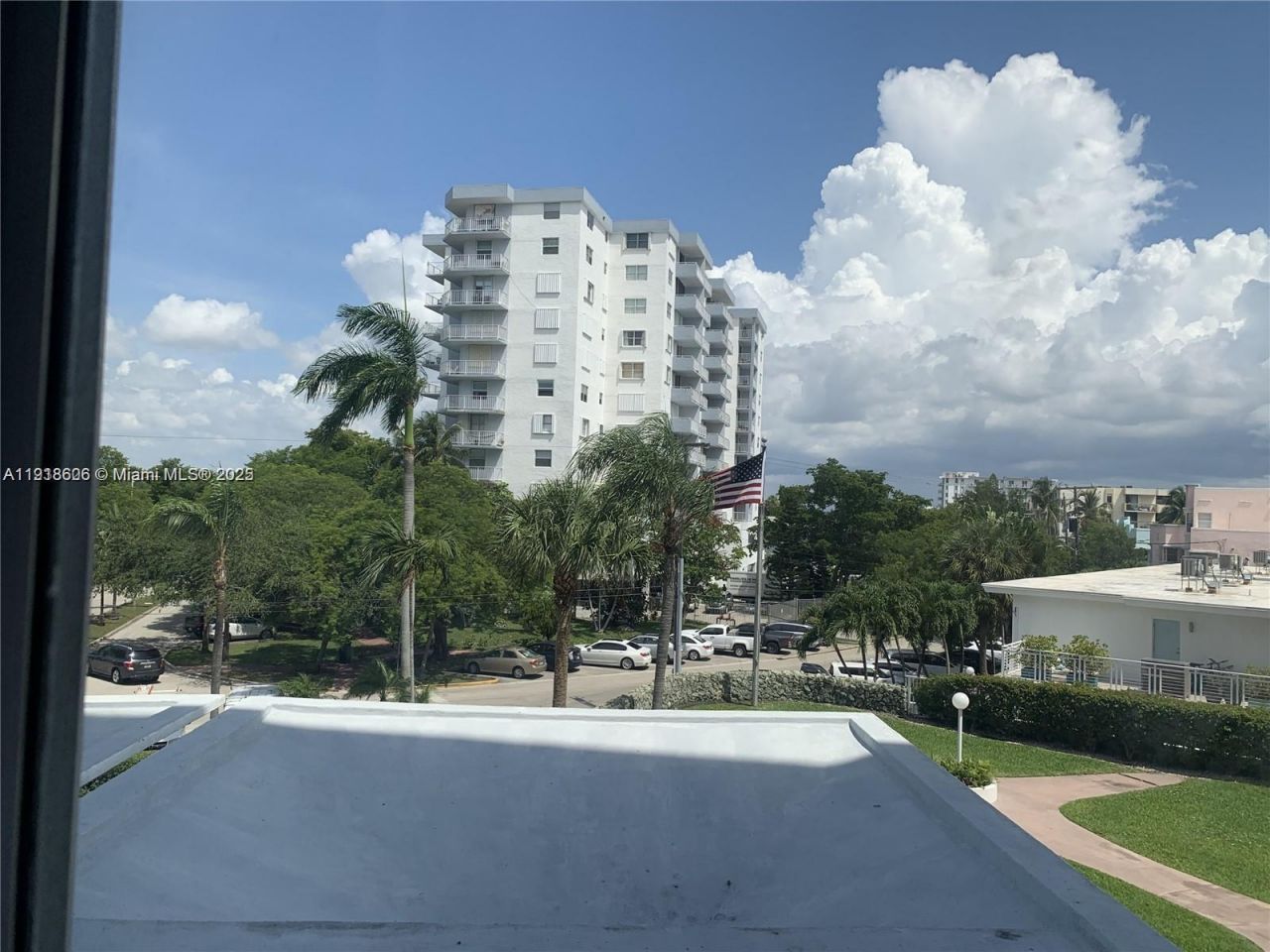 900 Bay Dr, Unit 211, Miami Beach, FL 33141 Photo