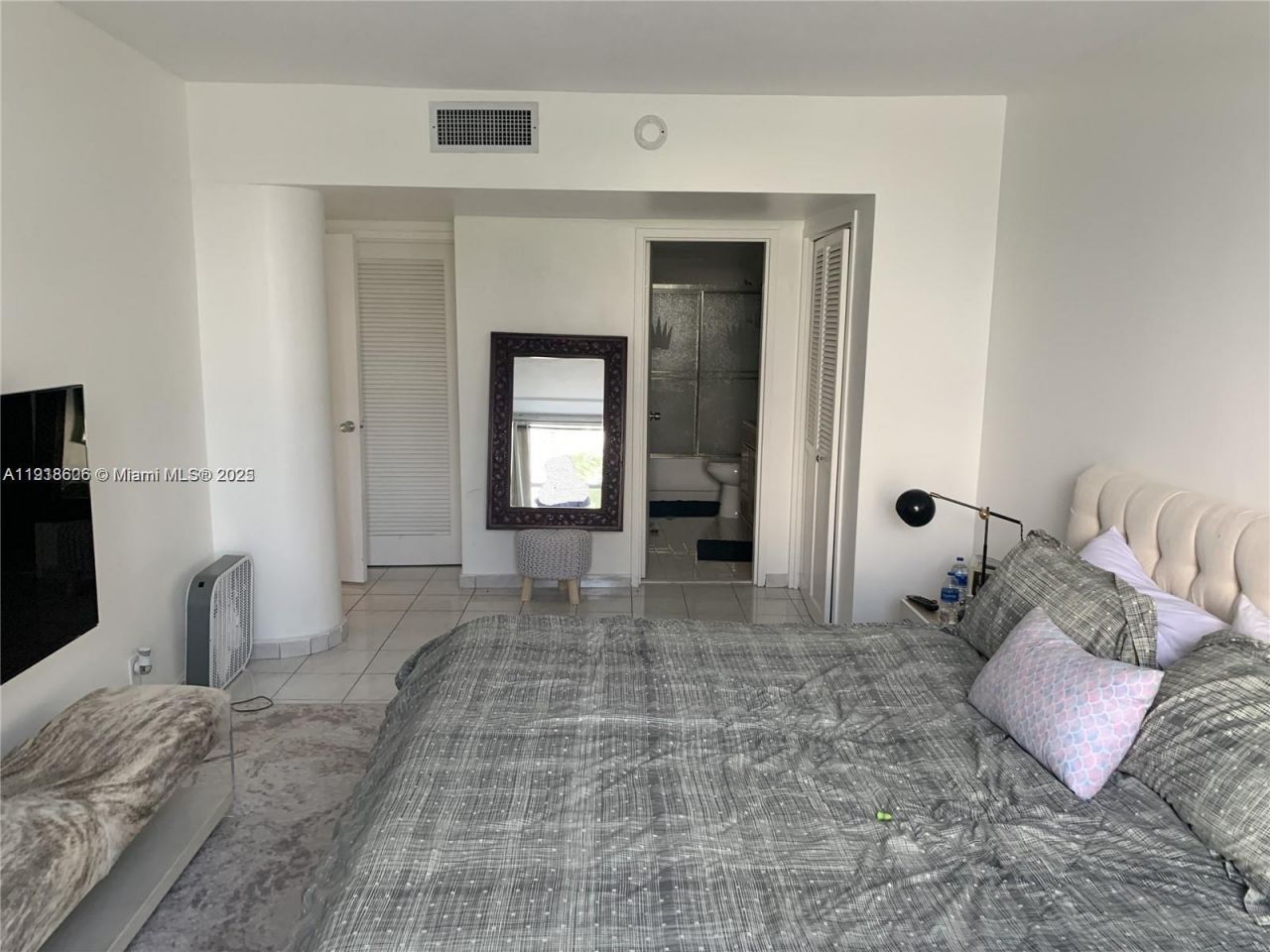 900 Bay Dr, Unit 211, Miami Beach, FL 33141 Photo