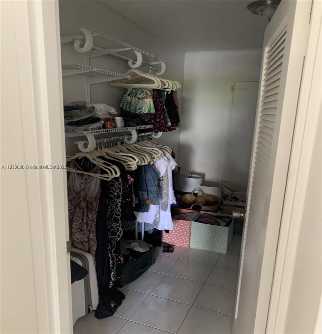 900 Bay Dr, Unit 211, Miami Beach, FL 33141 Photo