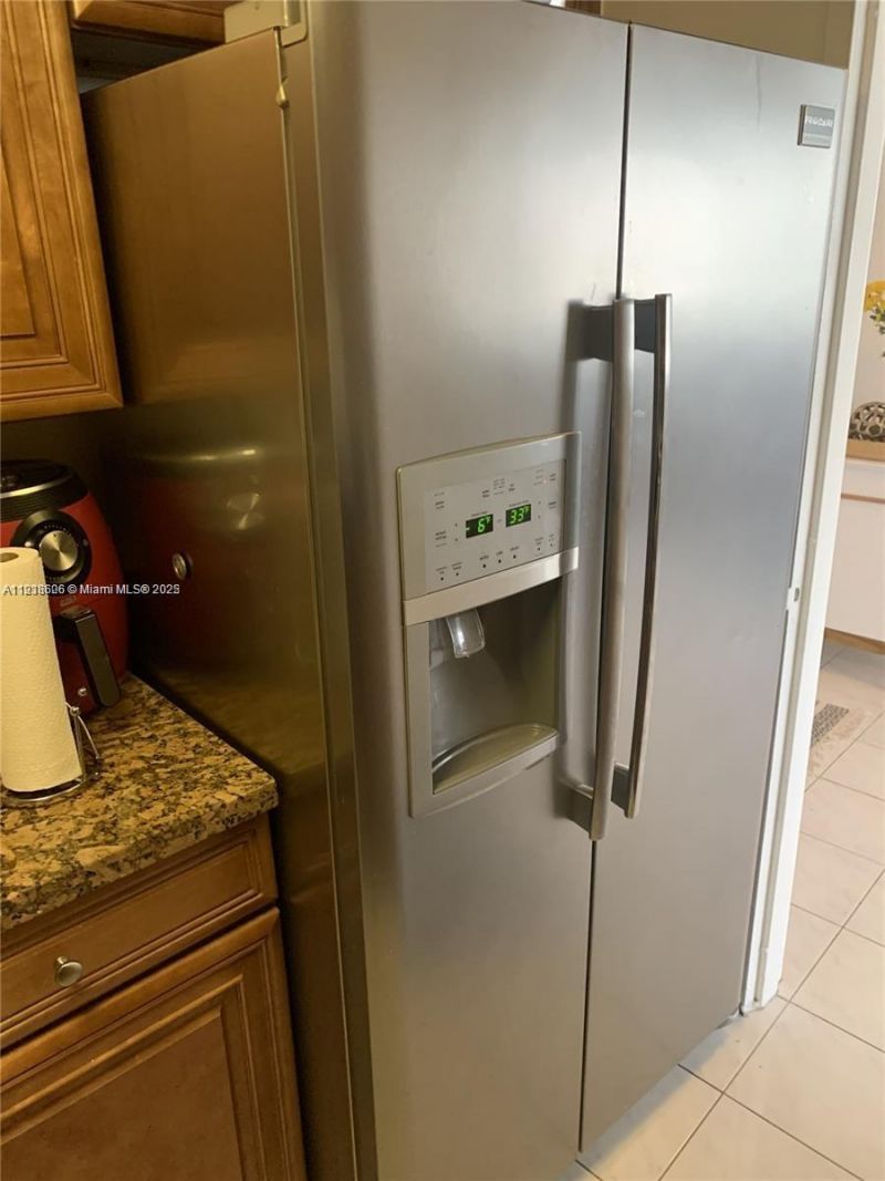 900 Bay Dr, Unit 211, Miami Beach, FL 33141 Photo