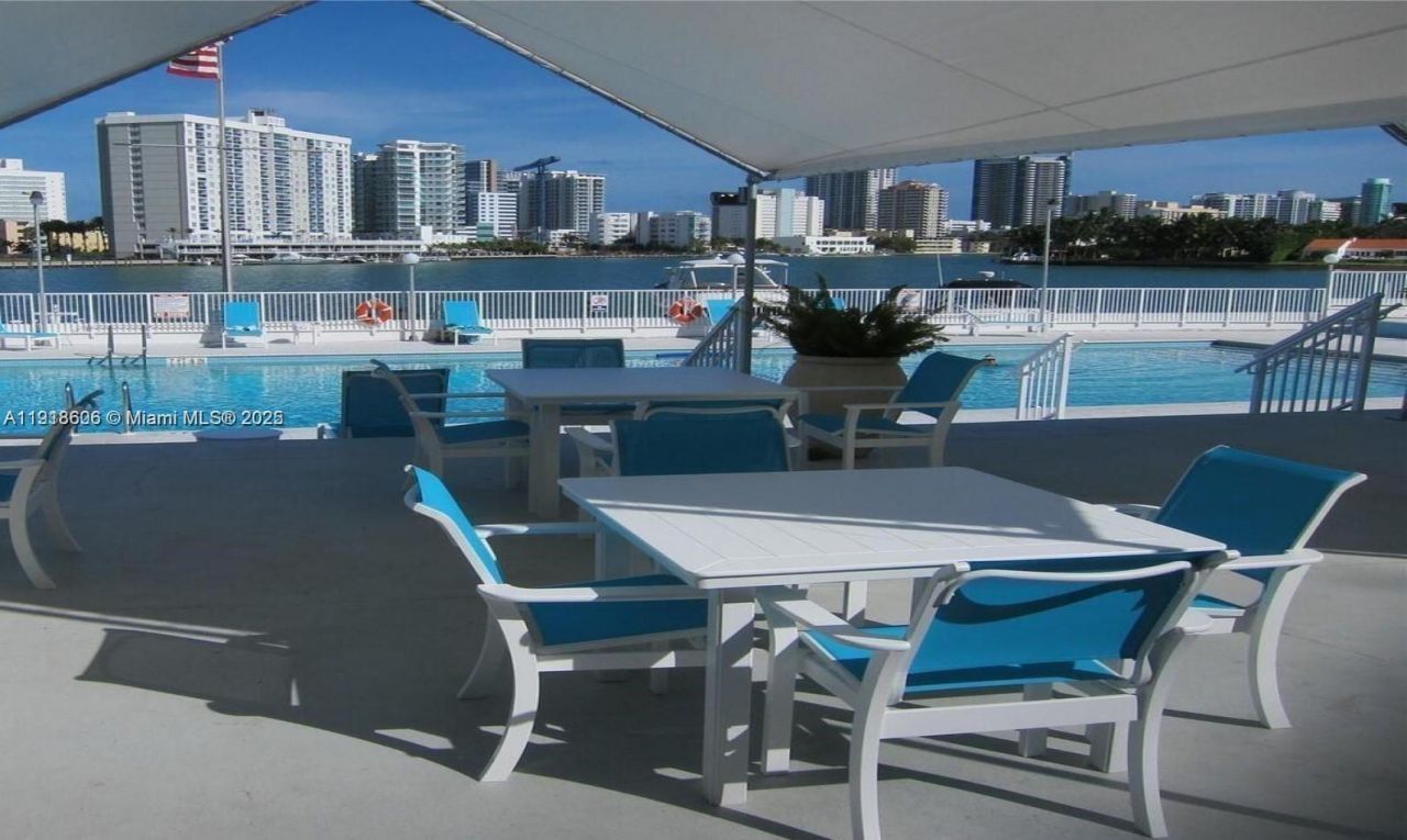 900 Bay Dr, Unit 211, Miami Beach, FL 33141 Photo