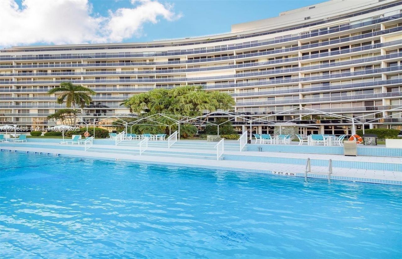 900 Bay Dr, Unit 211, Miami Beach, FL 33141 Photo