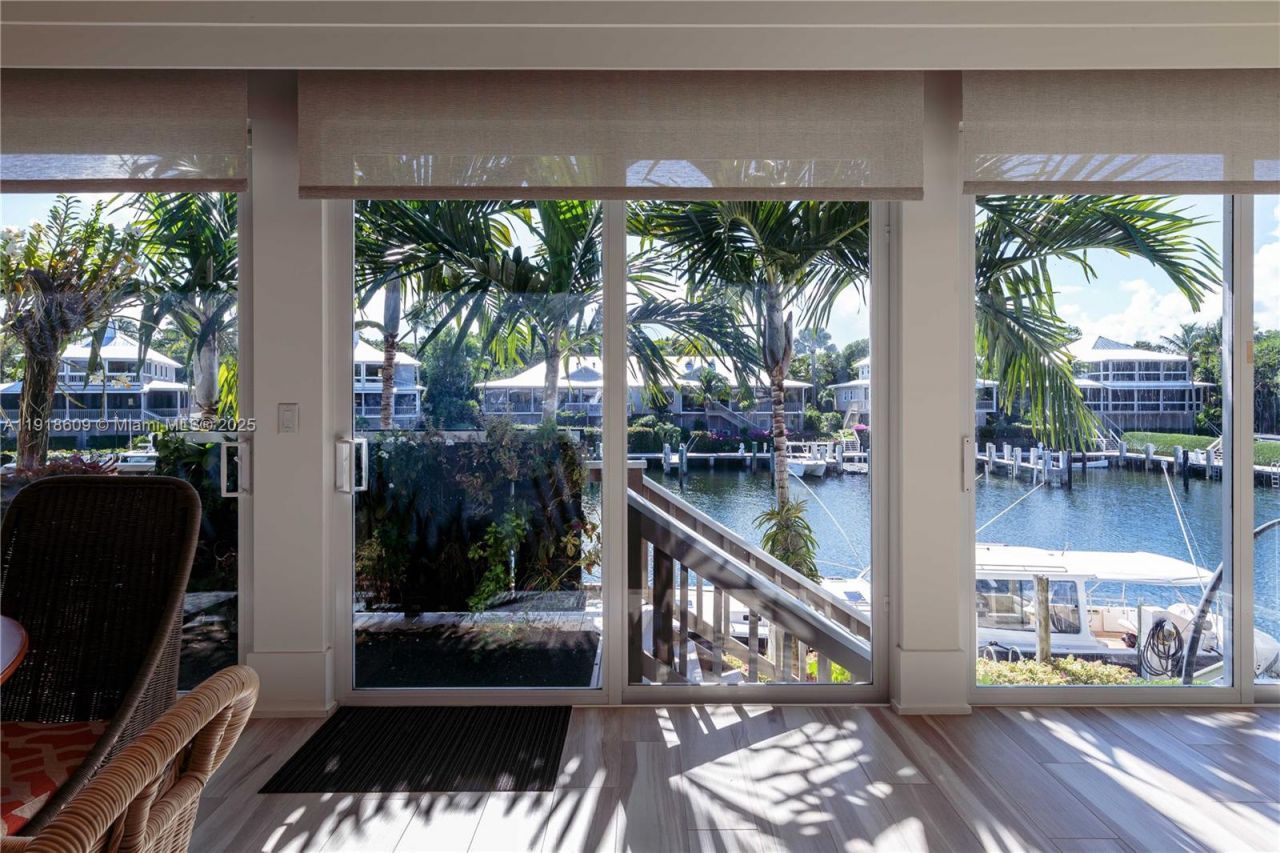 22 South Island Dr, Key Largo, FL 33037 Photo