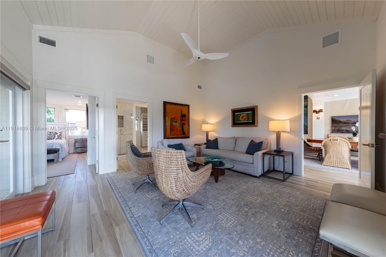 22 South Island Dr, Key Largo, FL 33037 Photo