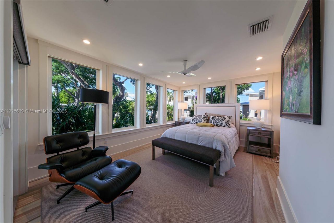 22 South Island Dr, Key Largo, FL 33037 Photo