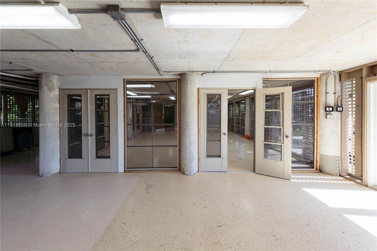 22 South Island Dr, Key Largo, FL 33037 Photo