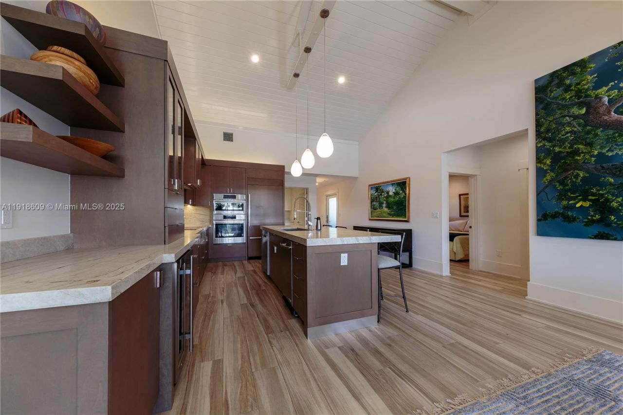 22 South Island Dr, Key Largo, FL 33037 Photo