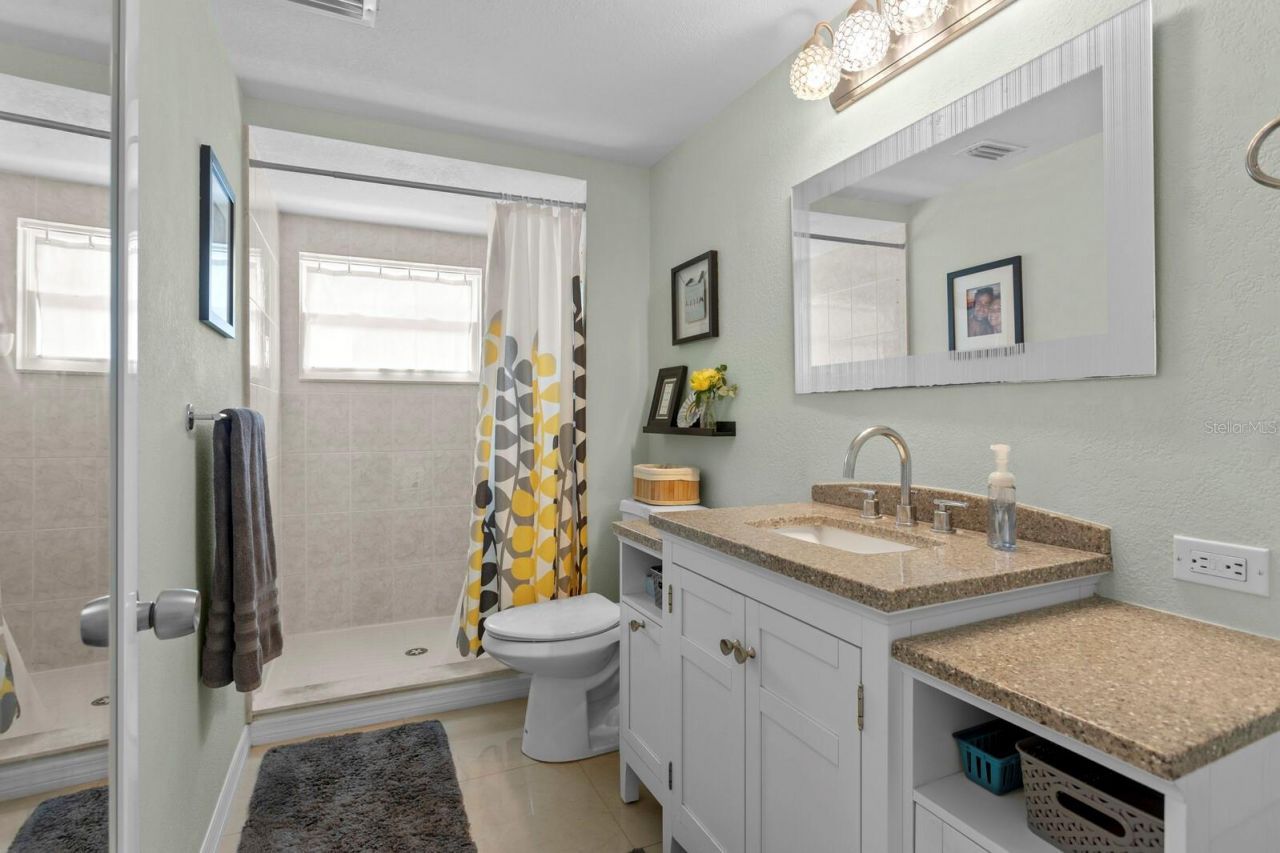 5500 Venetian Boulevard Ne, Saint Petersburg, FL 33703 Photo