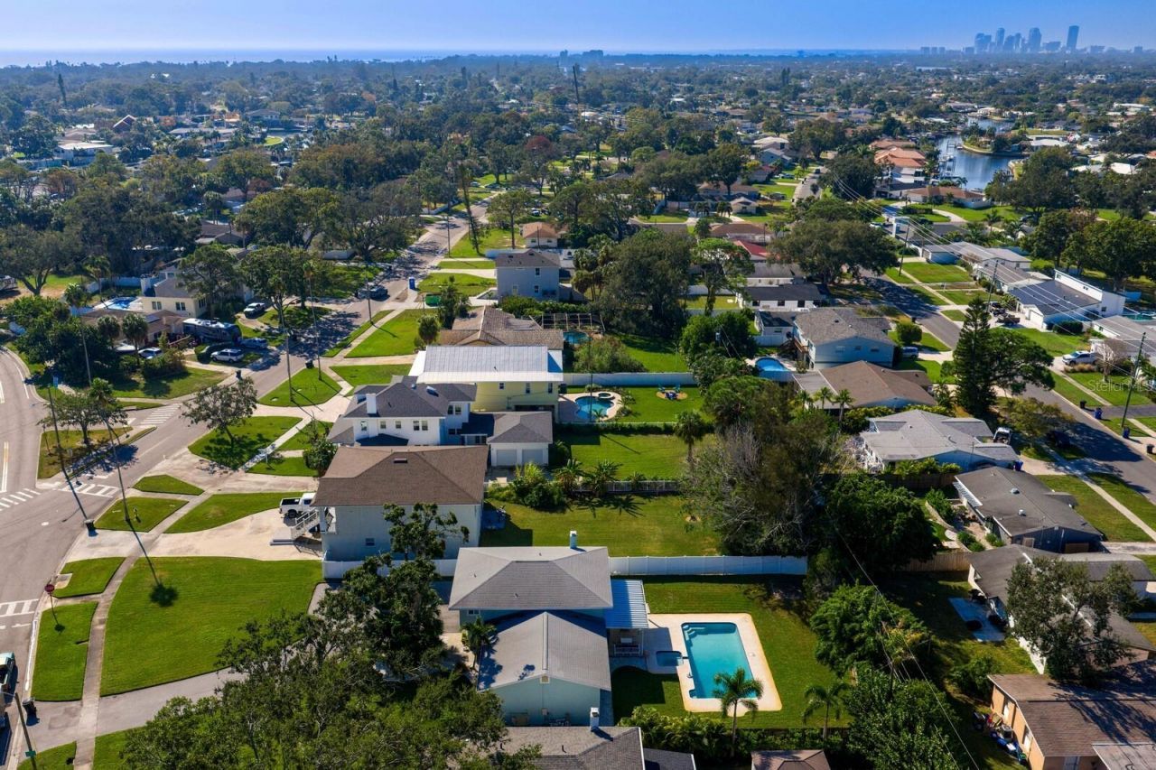 5500 Venetian Boulevard Ne, Saint Petersburg, FL 33703 Photo