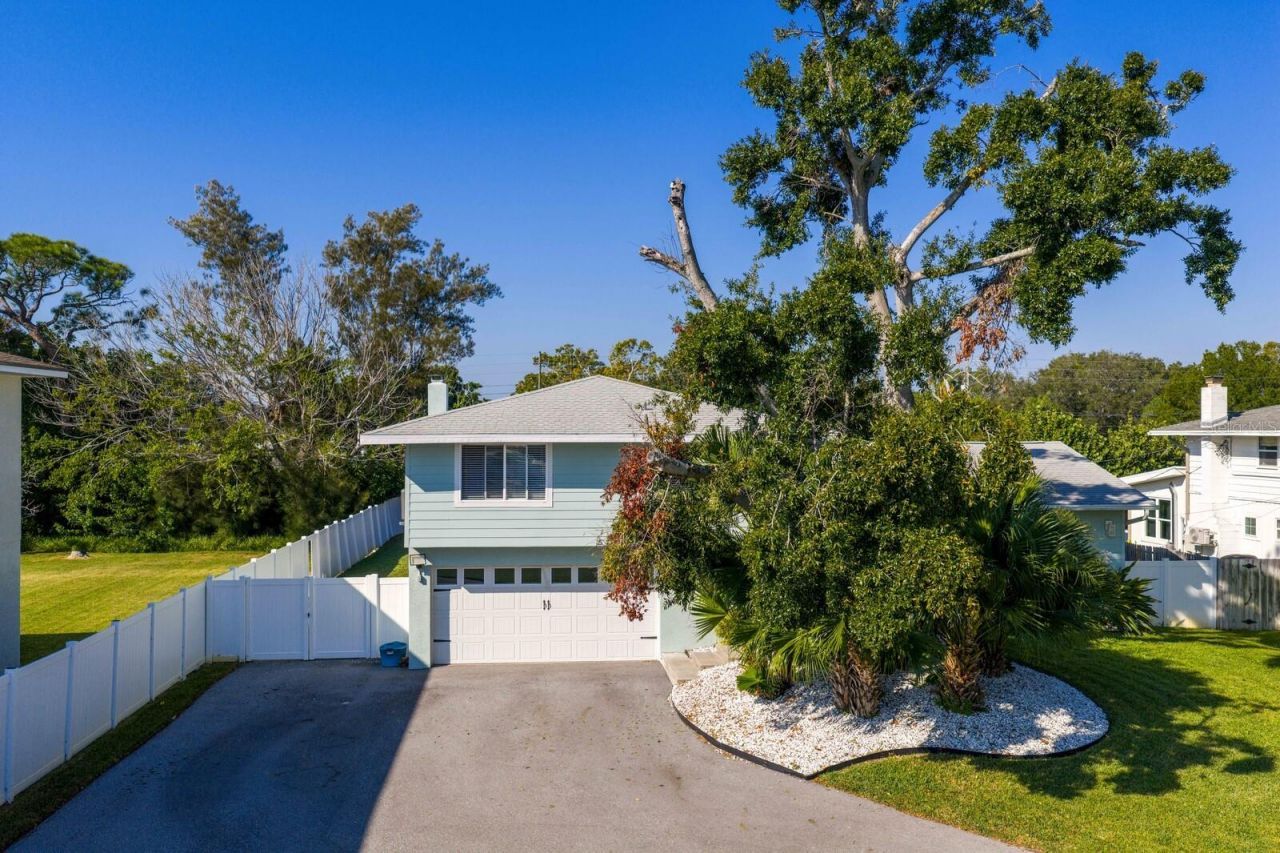 5500 Venetian Boulevard Ne, Saint Petersburg, FL 33703 Photo