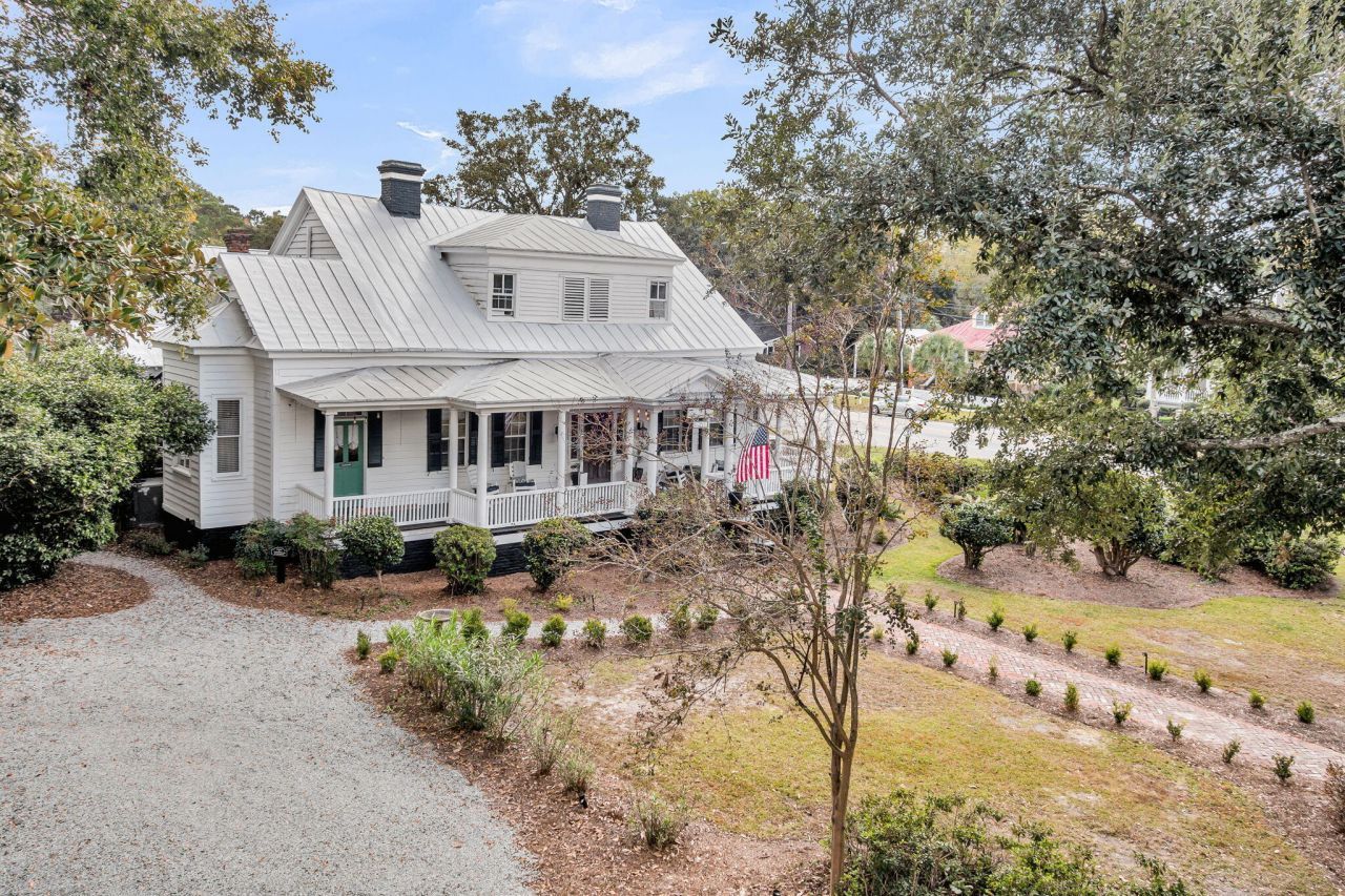 115 S Magnolia Street Photo 10