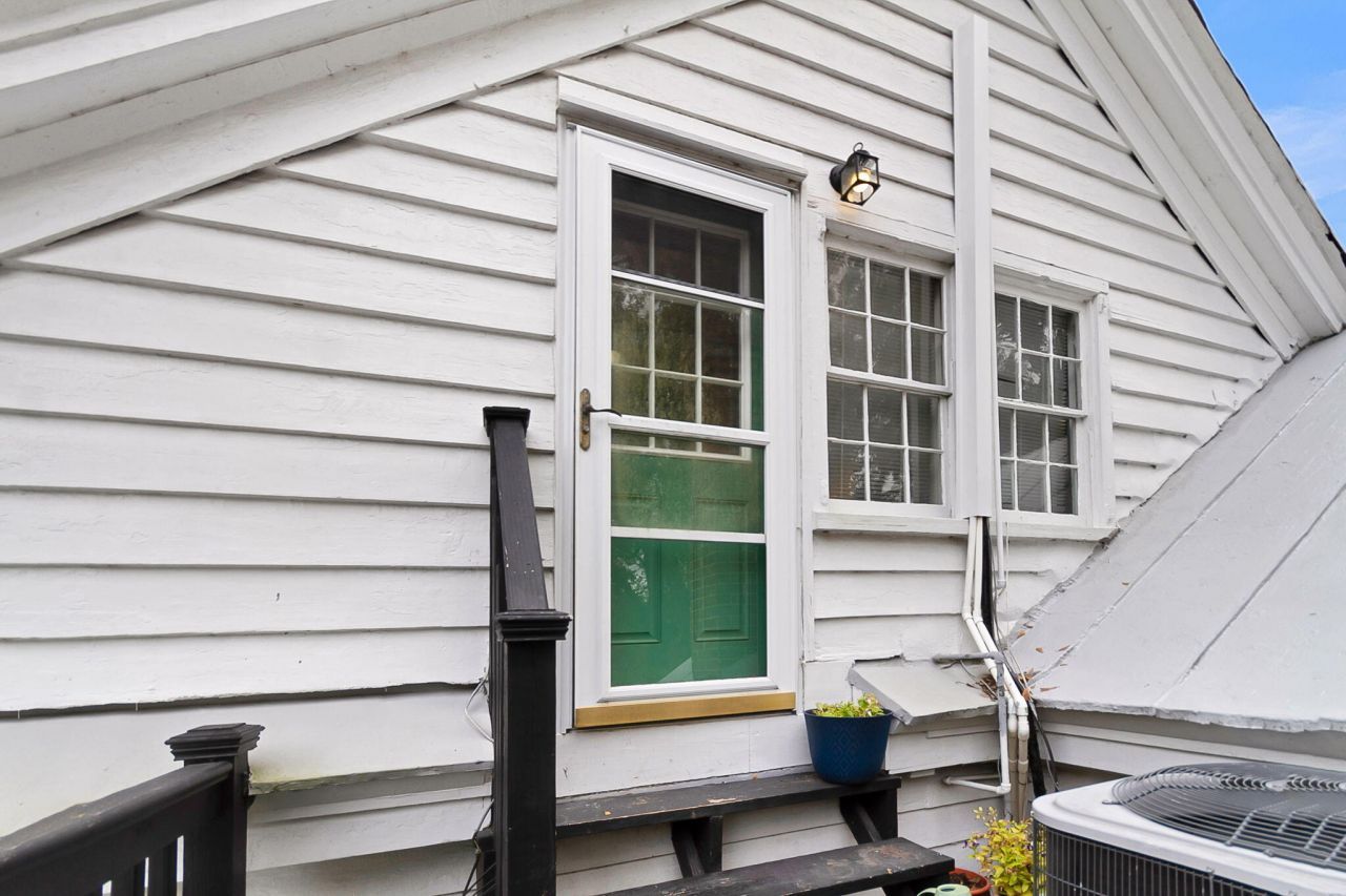 115 S Magnolia Street Photo 103