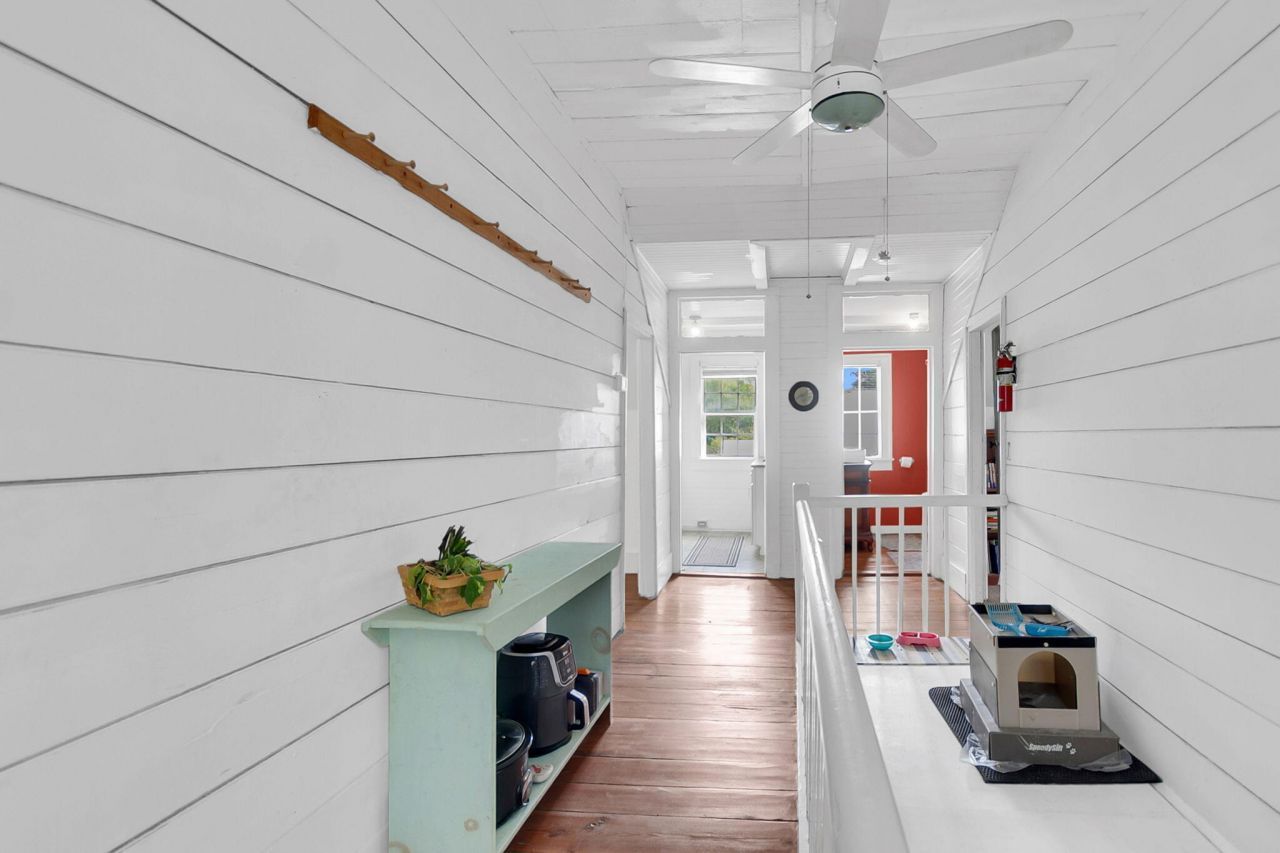 115 S Magnolia Street Photo 113