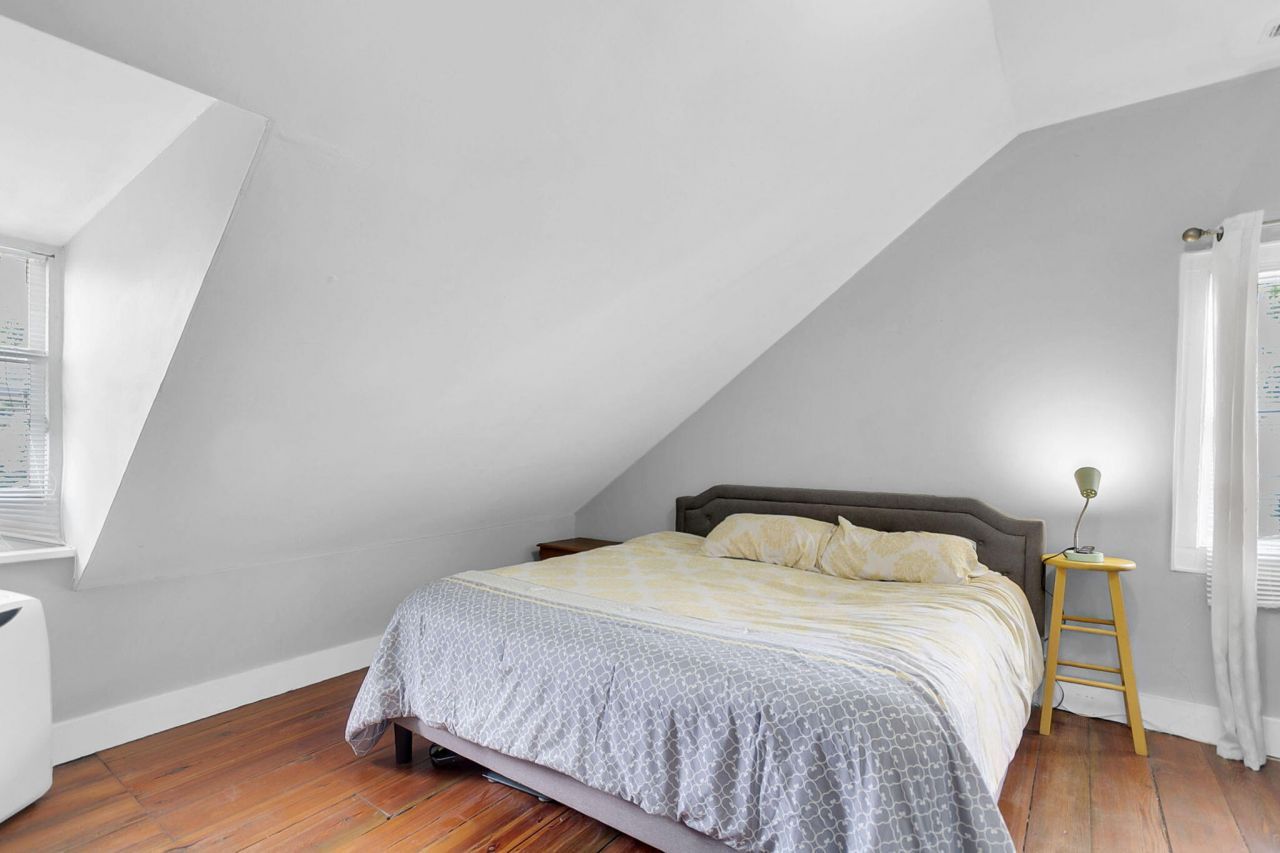 115 S Magnolia Street Photo 115