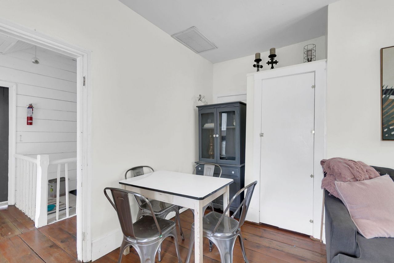 115 S Magnolia Street Photo 117