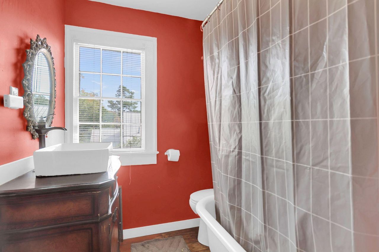 115 S Magnolia Street Photo 118