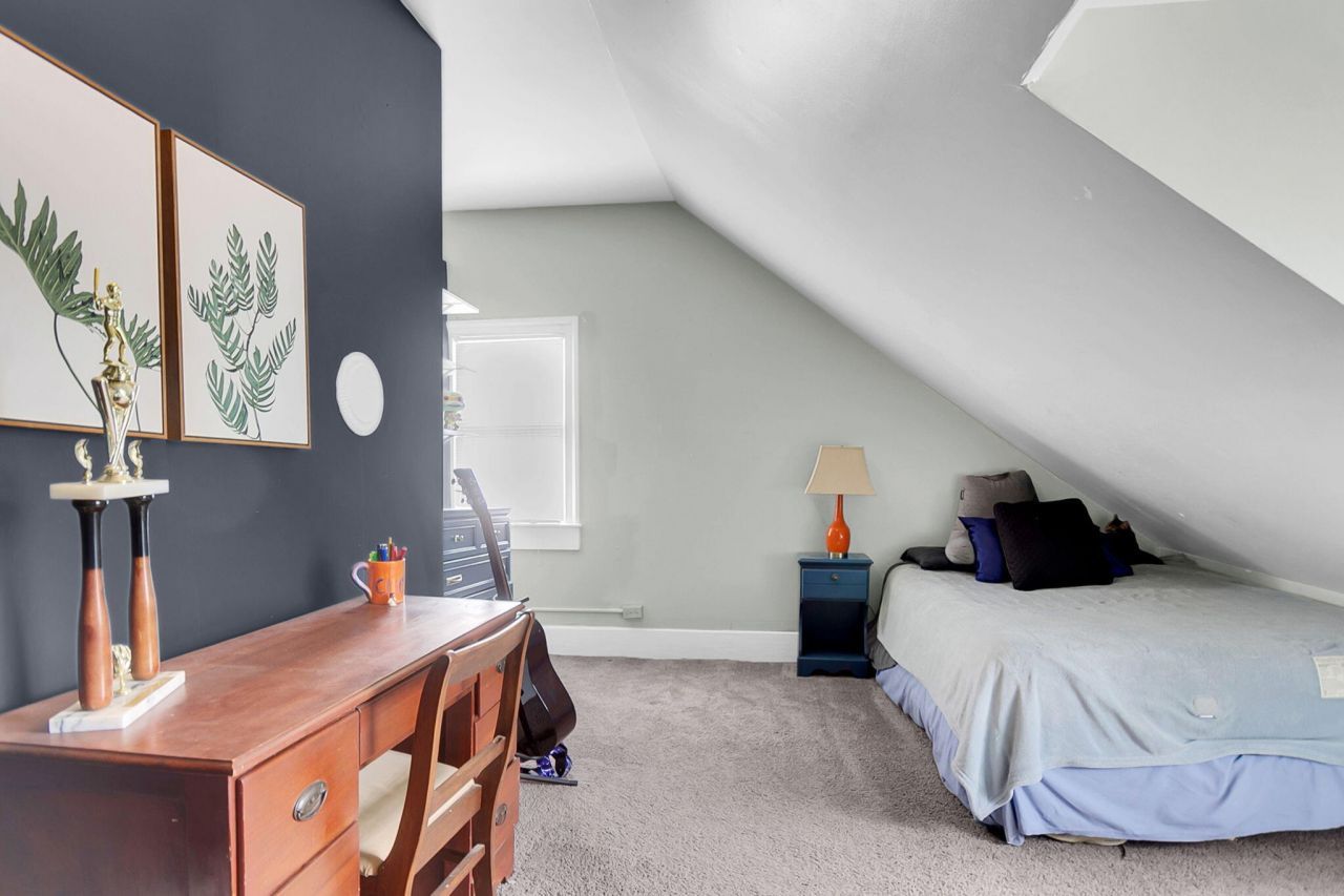 115 S Magnolia Street Photo 120