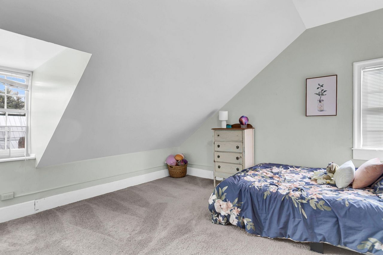 115 S Magnolia Street Photo 125