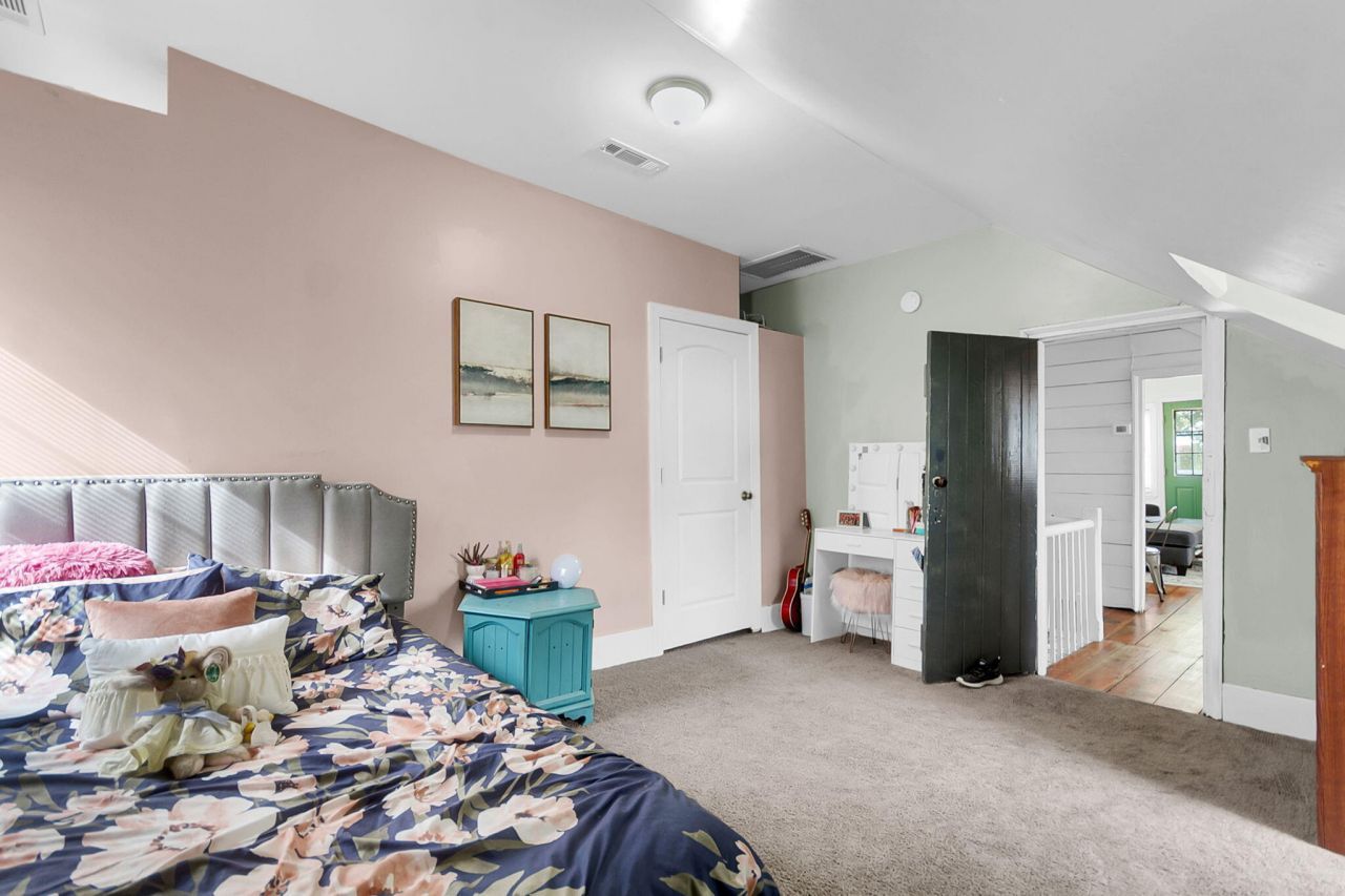 115 S Magnolia Street Photo 126