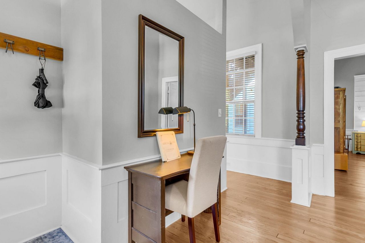 115 S Magnolia Street Photo 41