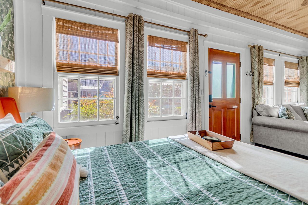 115 S Magnolia Street Photo 56