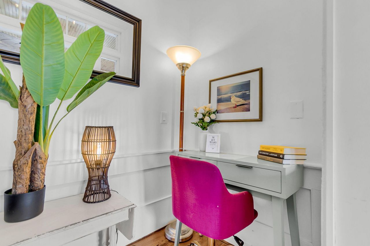 115 S Magnolia Street Photo 60